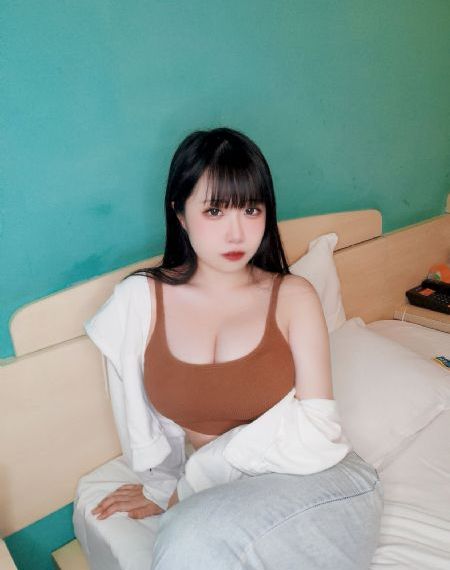 乌克兰美女姓交大片免费看_国产剧天堂在线